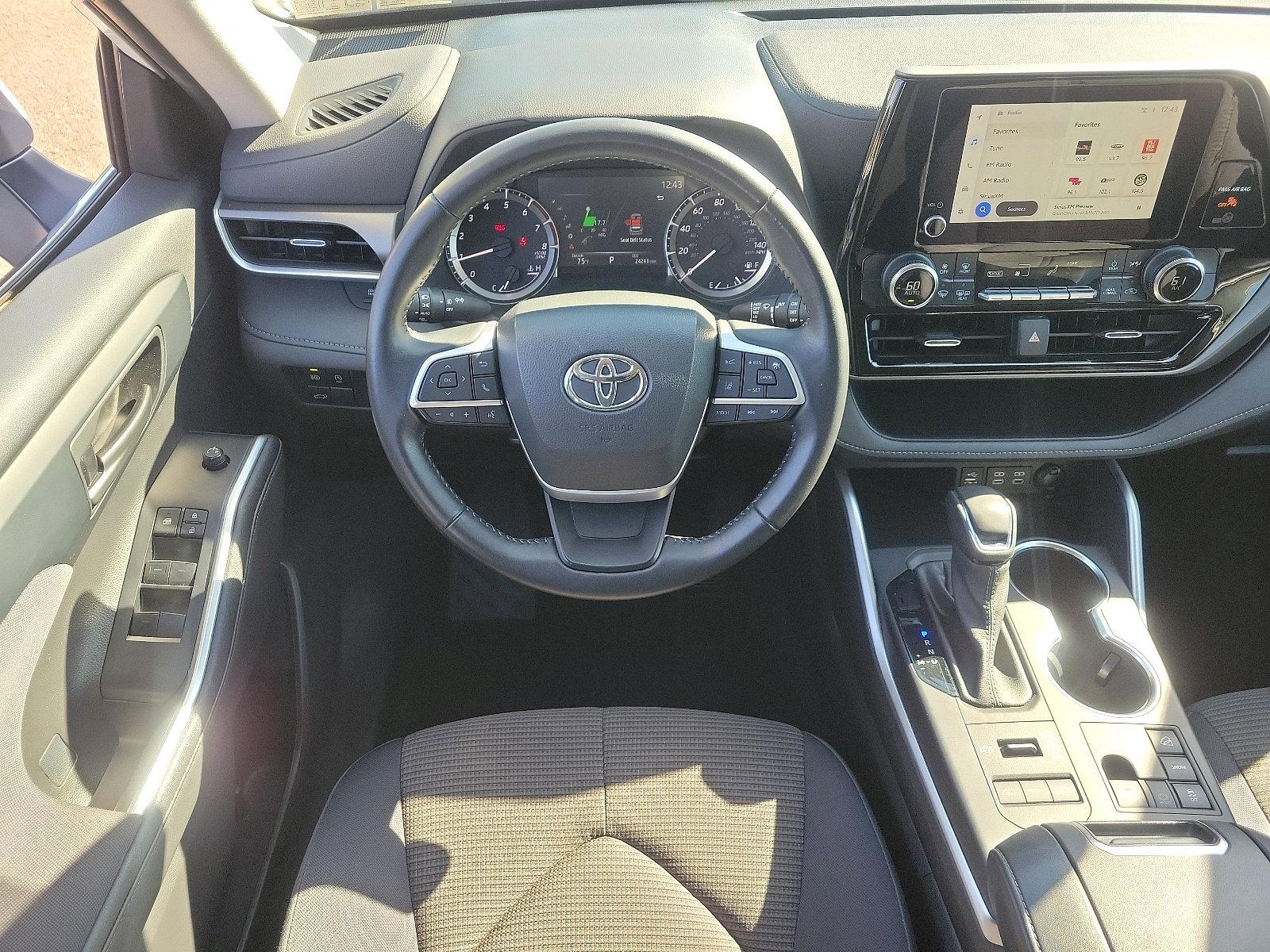 2023 Toyota Highlander Vehicle Photo in Trevose, PA 19053