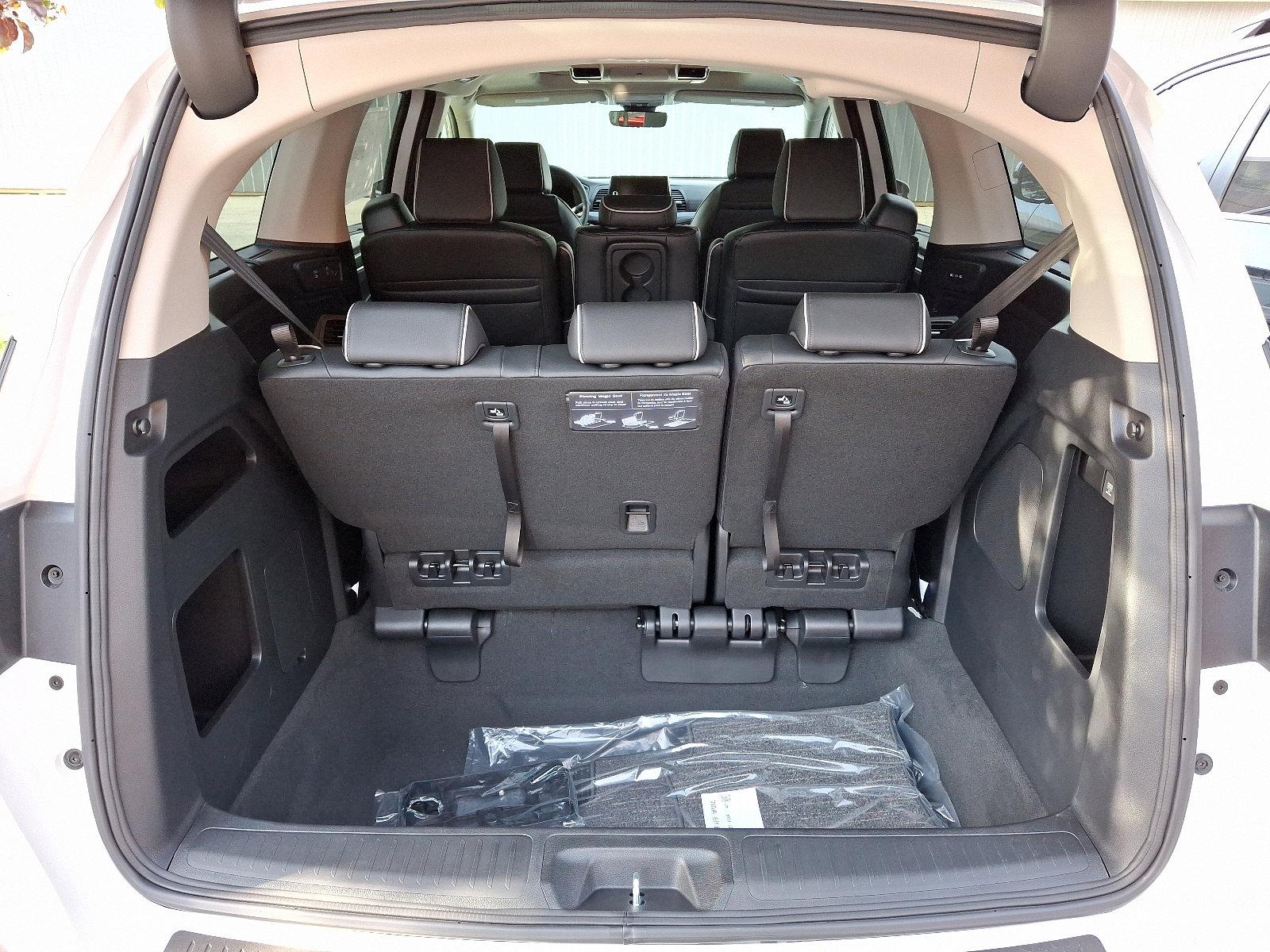 2025 Honda Odyssey Vehicle Photo in Harrisburg, PA 17111