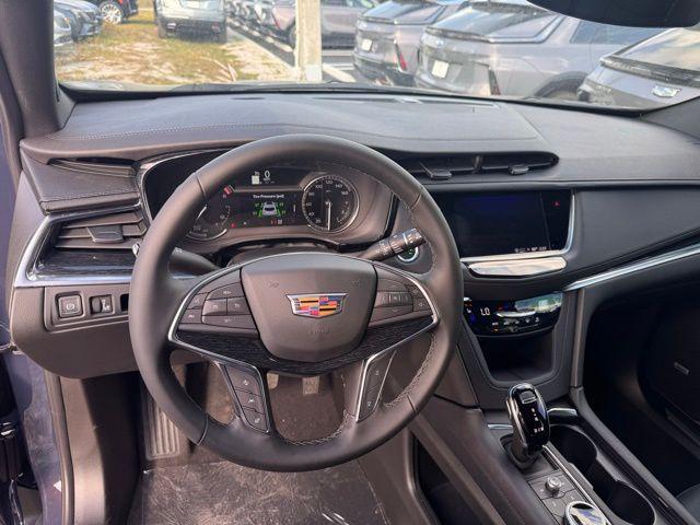 2025 Cadillac XT5 Vehicle Photo in DELRAY BEACH, FL 33483-3294