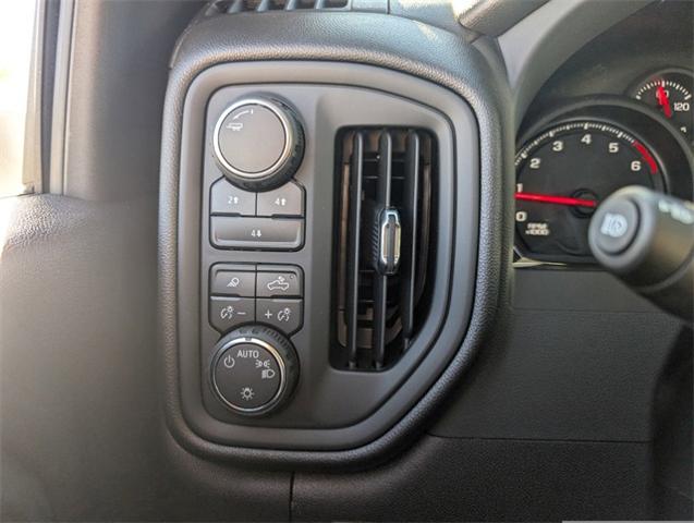 2025 Chevrolet Silverado 2500 HD Vehicle Photo in ENGLEWOOD, CO 80113-6708