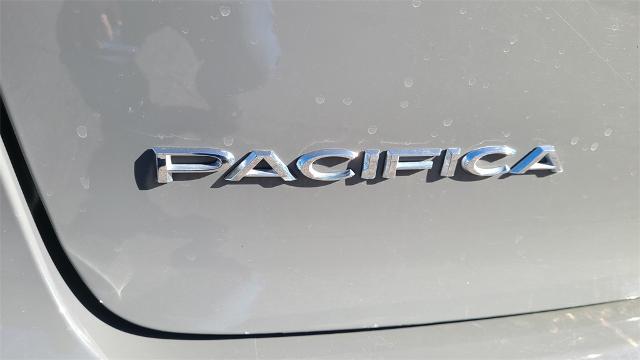 2022 Chrysler Pacifica Vehicle Photo in FLAGSTAFF, AZ 86001-6214