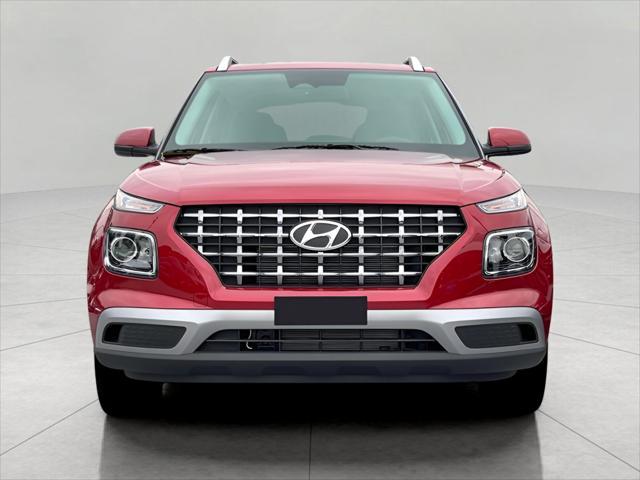 2025 Hyundai VENUE Vehicle Photo in Green Bay, WI 54304