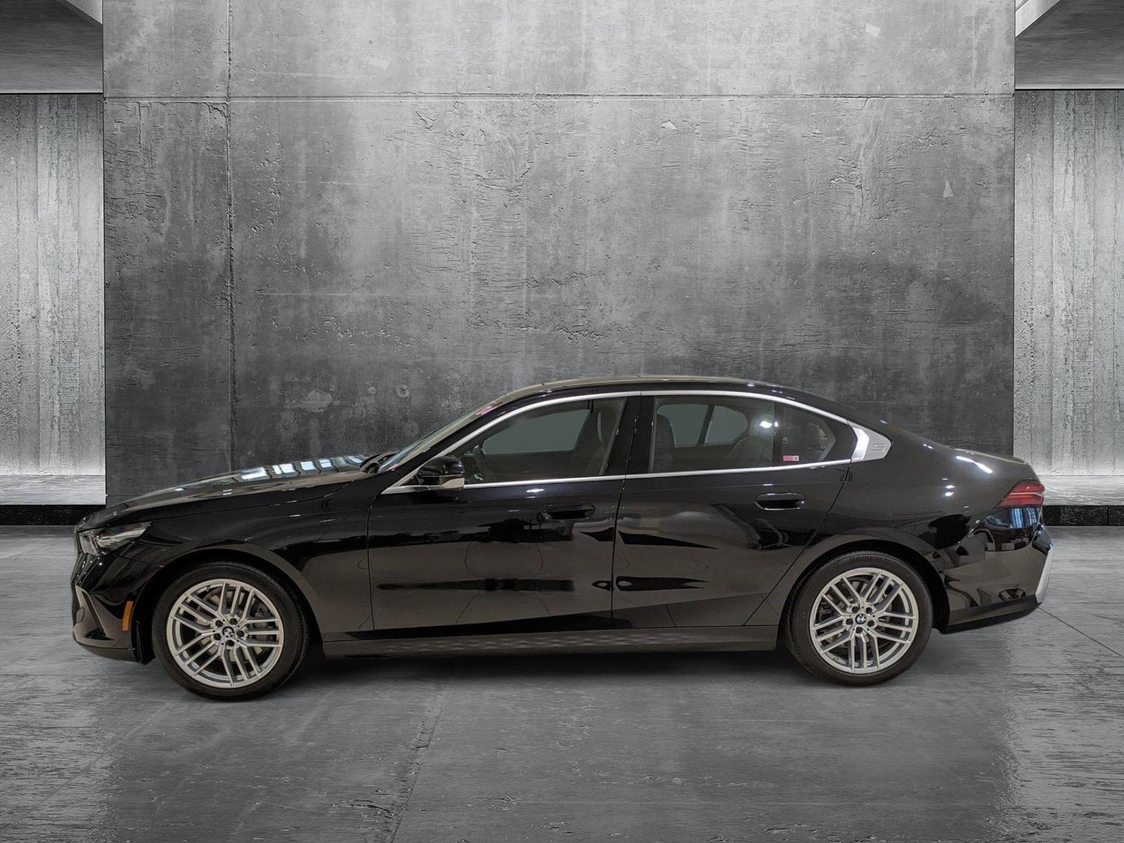 2024 BMW 530i xDrive Vehicle Photo in Rockville, MD 20852