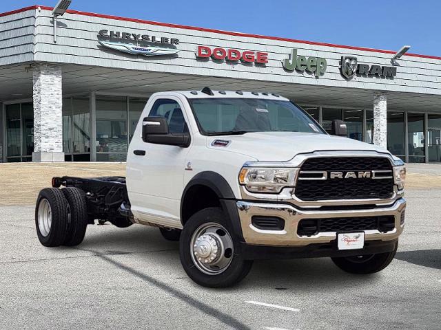 2024 Ram 5500 Chassis Cab Vehicle Photo in Ennis, TX 75119-5114