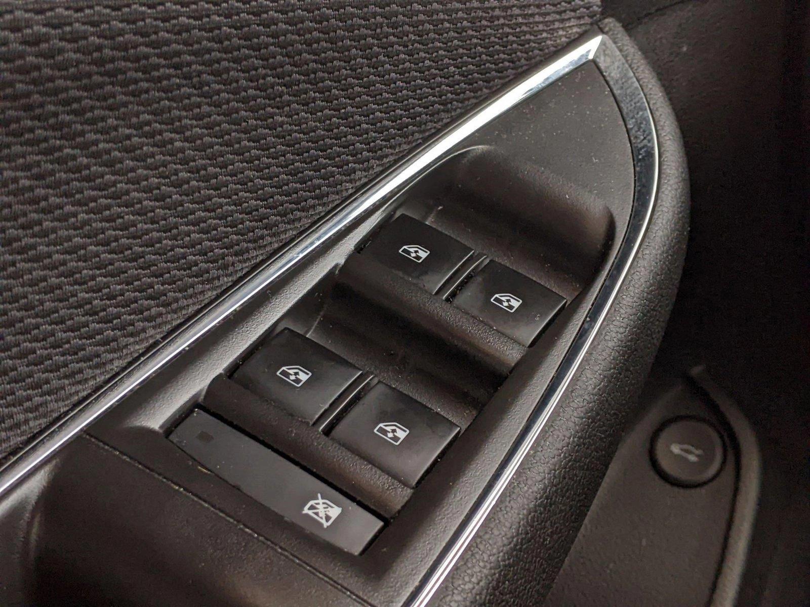 2019 Chevrolet Cruze Vehicle Photo in Cockeysville, MD 21030