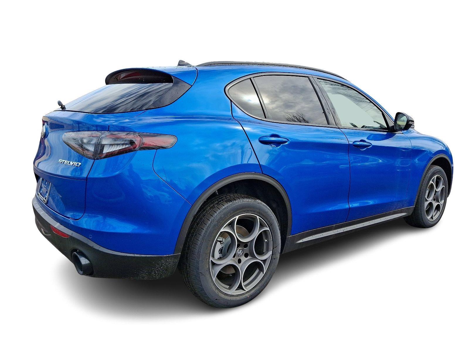 2025 Alfa Romeo Stelvio Vehicle Photo in Willow Grove, PA 19090
