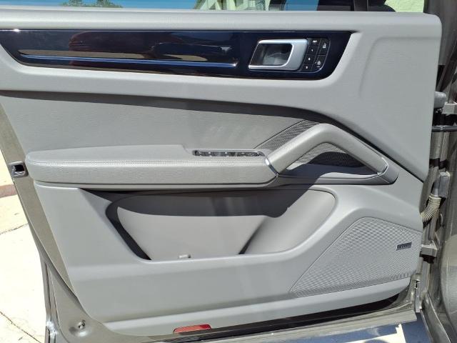 2021 Porsche Cayenne Vehicle Photo in TAMPA, FL 33612-3404