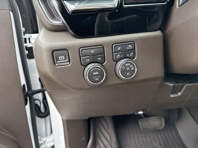 2025 Chevrolet Silverado 2500 HD Vehicle Photo in MANHATTAN, KS 66502-5036