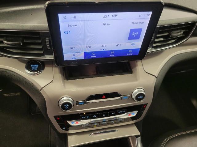 2023 Ford Explorer Vehicle Photo in Green Bay, WI 54304