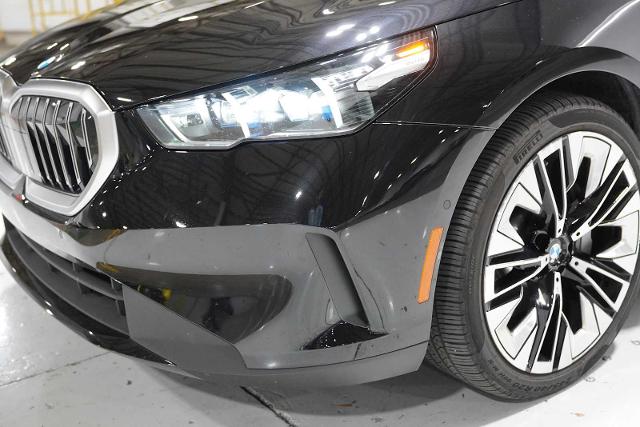2024 BMW 530i xDrive Vehicle Photo in GRAPEVINE, TX 76051