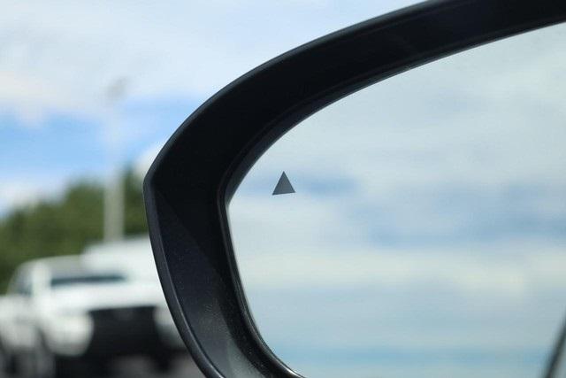 2025 Nissan Rogue Vehicle Photo in Hazelwood, MO 63042