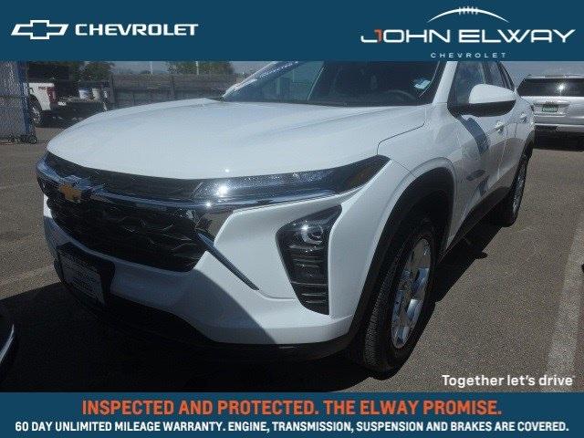 2024 Chevrolet Trax Vehicle Photo in ENGLEWOOD, CO 80113-6708