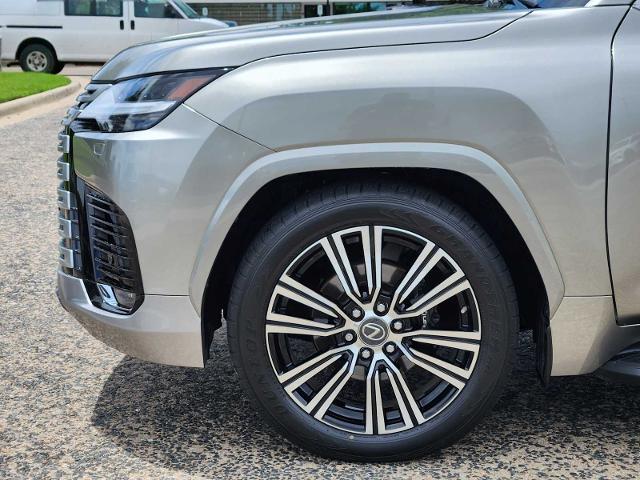 2022 Lexus LX 600 Vehicle Photo in FORT WORTH, TX 76132