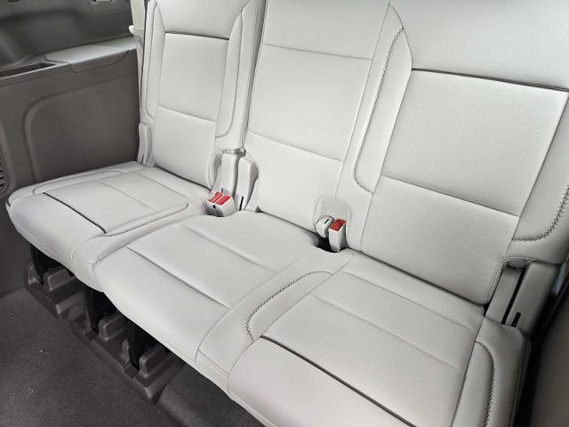 2025 GMC Yukon XL Vehicle Photo in DALLAS, TX 75209-3016