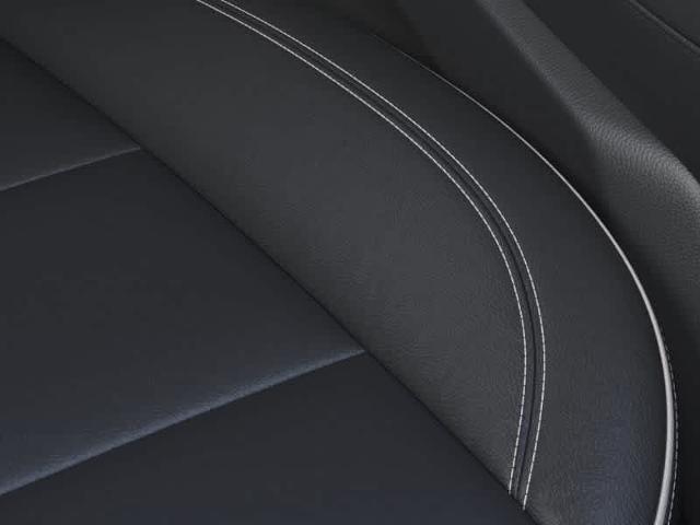 2025 Buick Enclave Vehicle Photo in ZELIENOPLE, PA 16063-2910