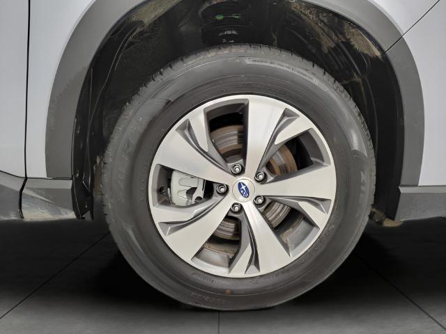 2024 Subaru Ascent Vehicle Photo in Green Bay, WI 54304