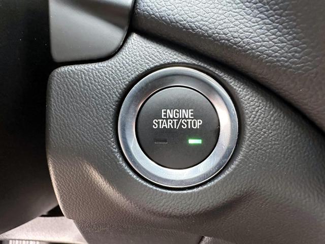 2022 Chevrolet Equinox Vehicle Photo in Roslyn, NY 11576