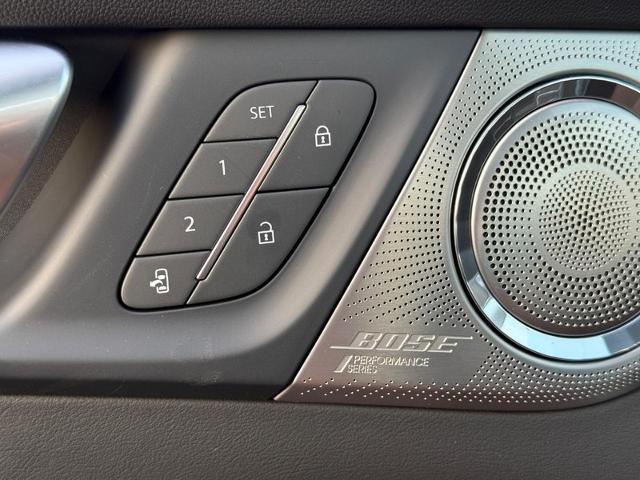 2025 Buick Enclave Vehicle Photo in COLUMBIA, MO 65203-3903