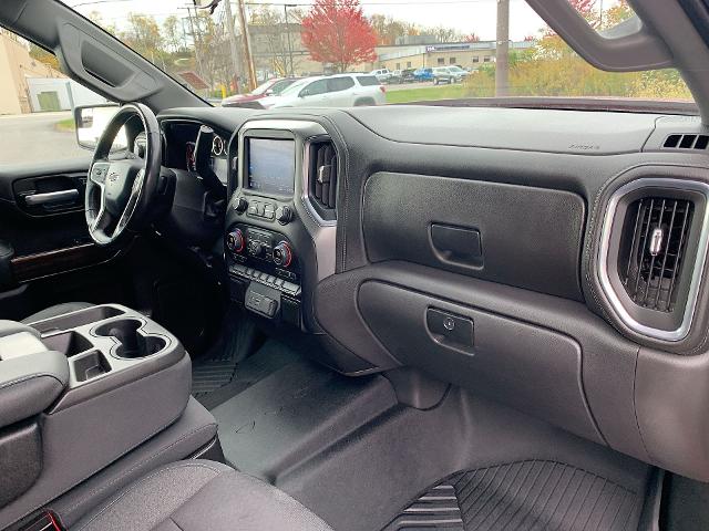 2021 Chevrolet Silverado 1500 Vehicle Photo in MOON TOWNSHIP, PA 15108-2571