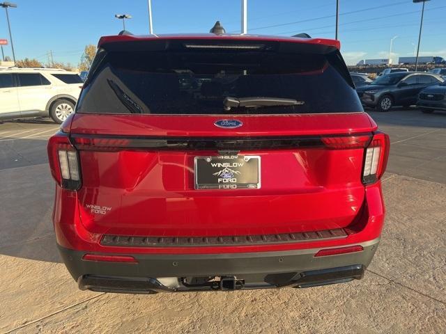 2025 Ford Explorer Vehicle Photo in Winslow, AZ 86047-2439