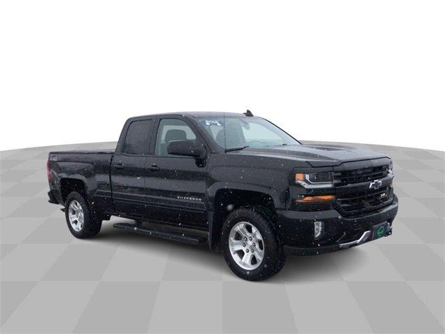 Used 2016 Chevrolet Silverado 1500 LT with VIN 1GCVKREC0GZ389154 for sale in Hermantown, Minnesota