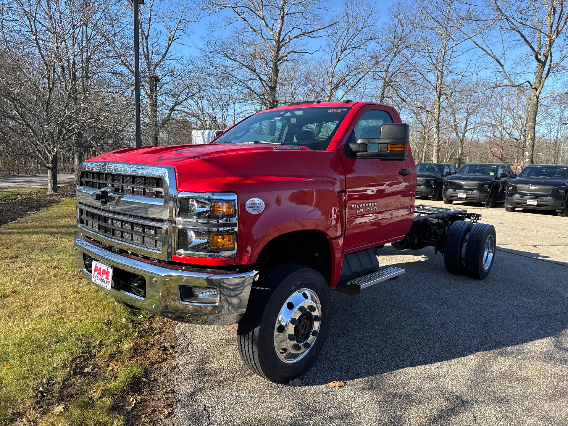 2024 Chevrolet Silverado 5500 HD Vehicle Photo in SOUTH PORTLAND, ME 04106-1997