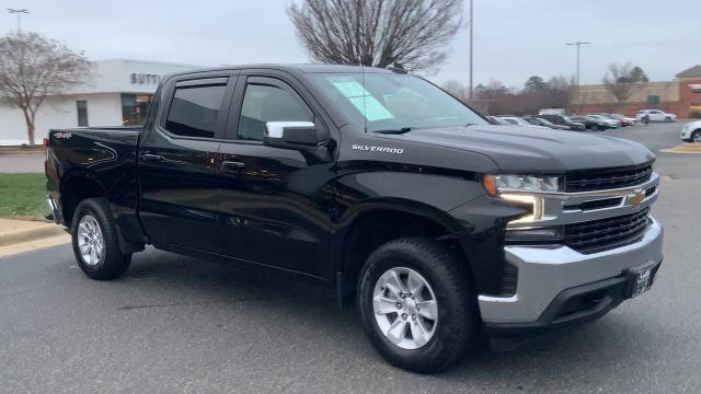 Used 2021 Chevrolet Silverado 1500 LT with VIN 1GCUYDEDXMZ390720 for sale in Newport News, VA