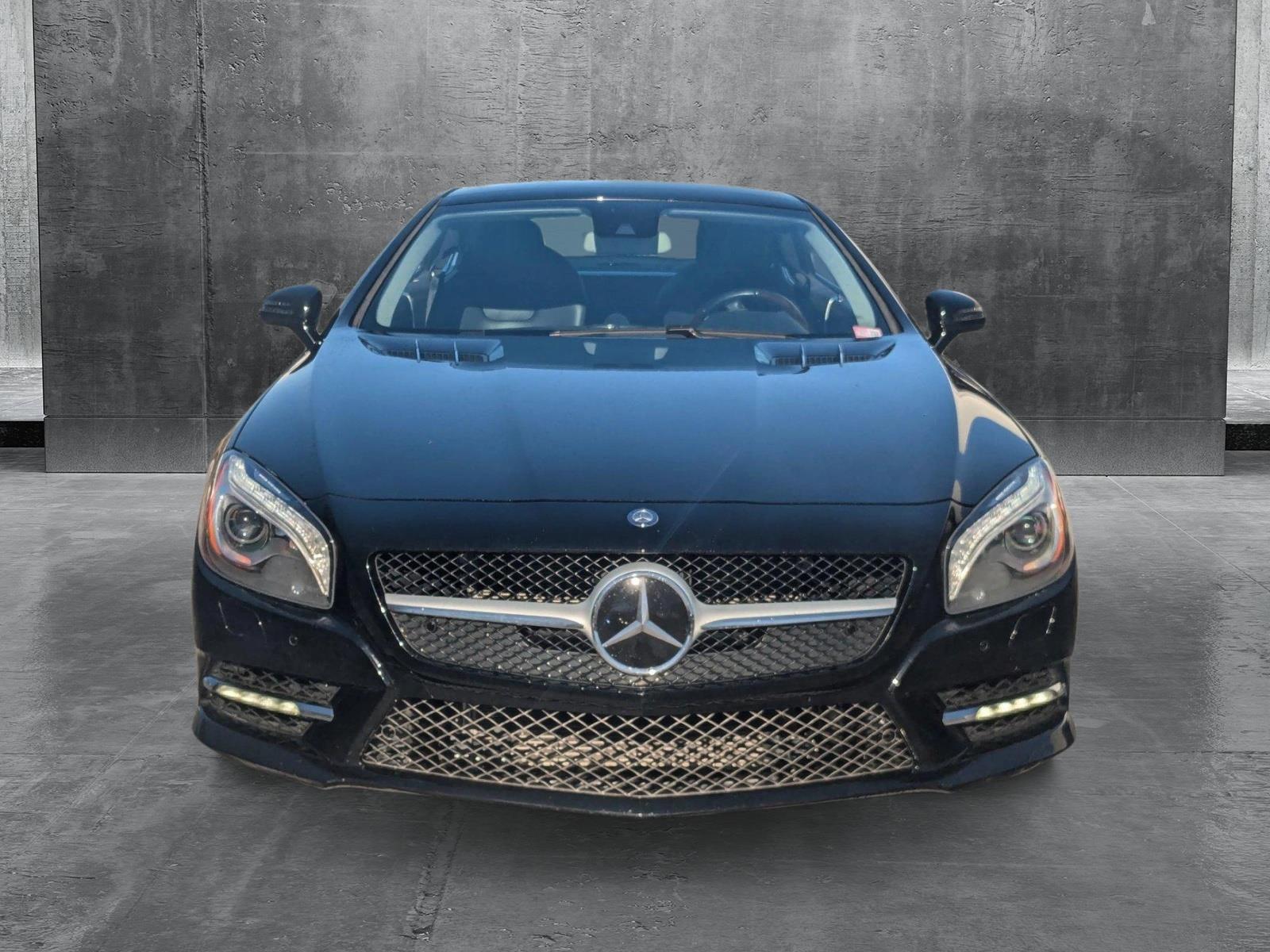 2013 Mercedes-Benz SL-Class Vehicle Photo in Towson, MD 21204