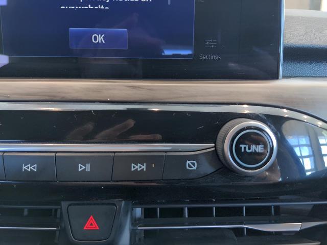 2020 Ford Escape Vehicle Photo in Green Bay, WI 54304