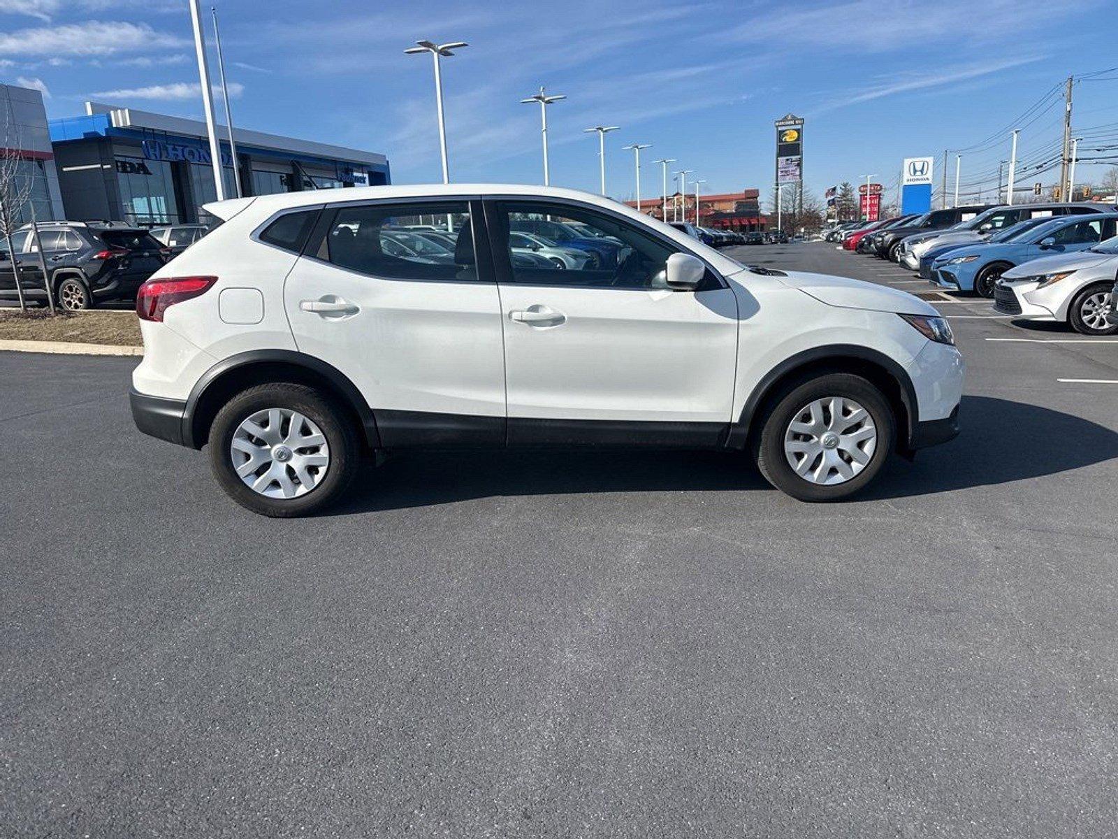2019 Nissan Rogue Sport Vehicle Photo in Harrisburg, PA 17111