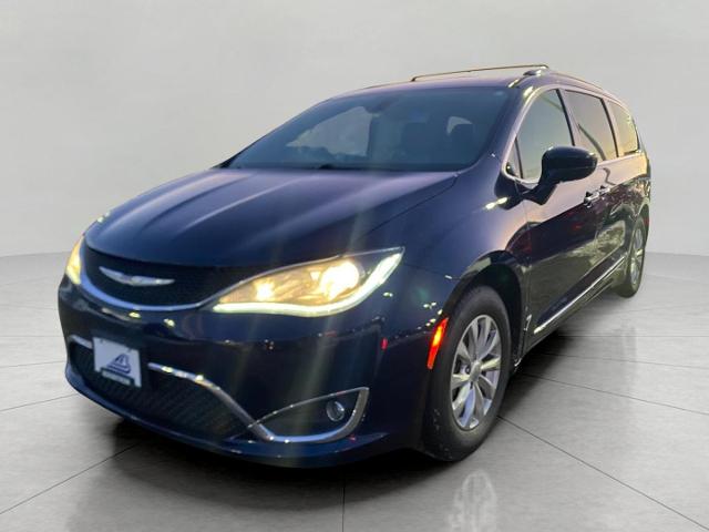 2019 Chrysler Pacifica Vehicle Photo in APPLETON, WI 54914-8833