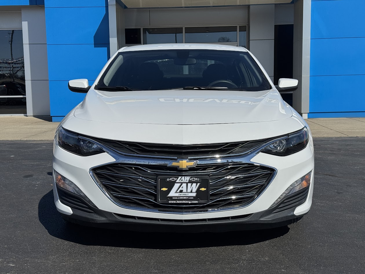 2022 Chevrolet Malibu Vehicle Photo in BOONVILLE, IN 47601-9633