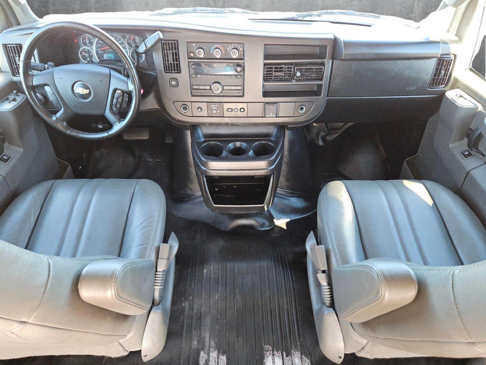 2023 Chevrolet Express Cargo 2500 Vehicle Photo in CORPUS CHRISTI, TX 78416-1100