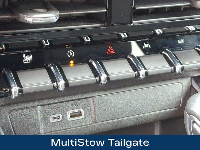 2023 GMC Canyon Vehicle Photo in DANBURY, CT 06810-5034