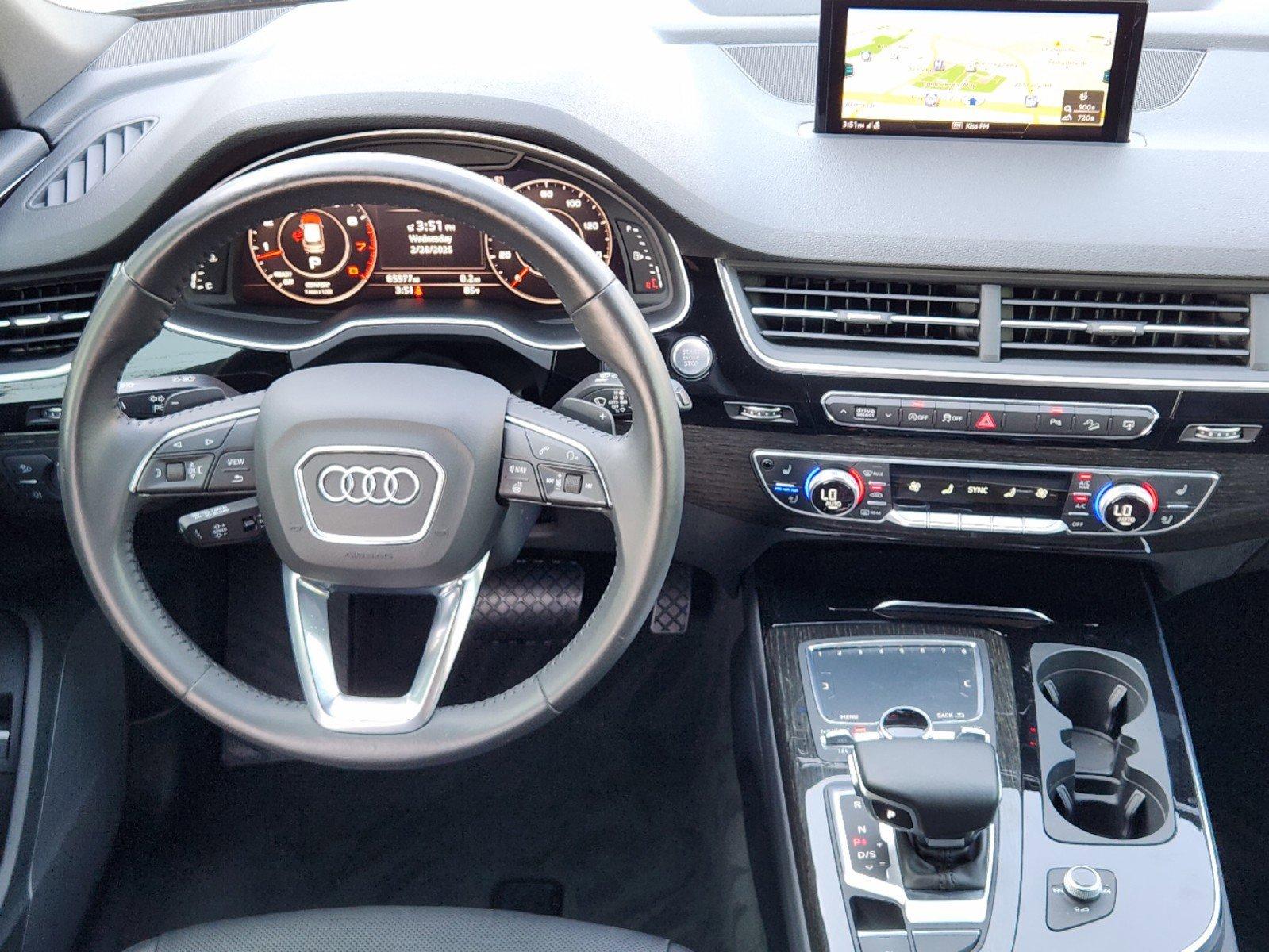 2017 Audi Q7 Vehicle Photo in MCKINNEY, TX 75070