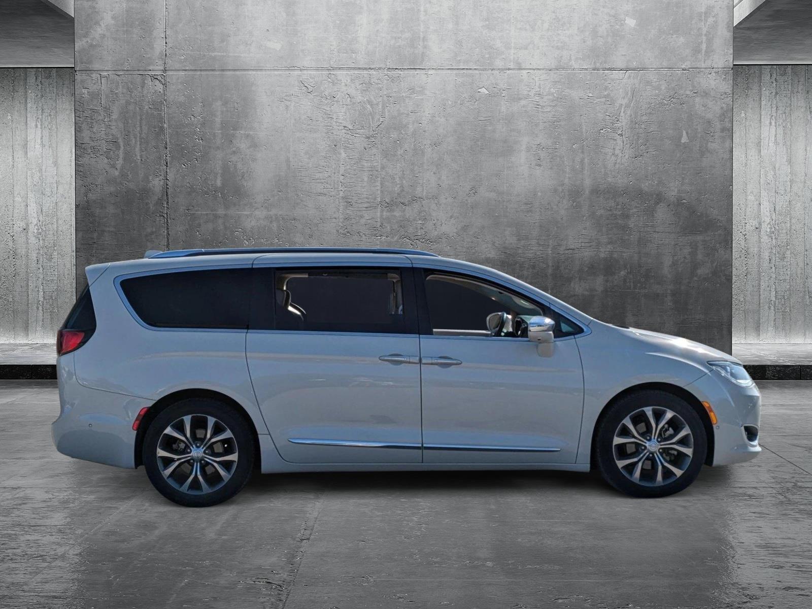 2020 Chrysler Pacifica Vehicle Photo in Corpus Christi, TX 78415