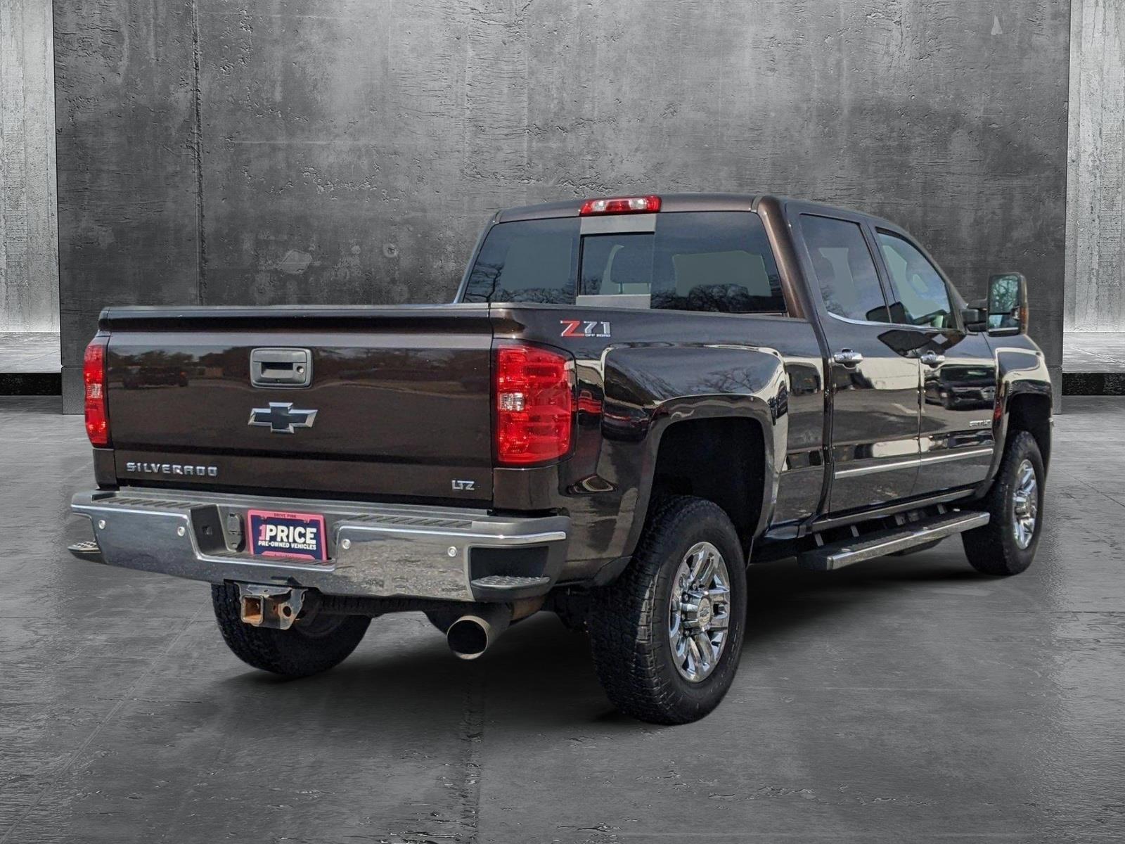 2018 Chevrolet Silverado 2500 HD Vehicle Photo in TIMONIUM, MD 21093-2300