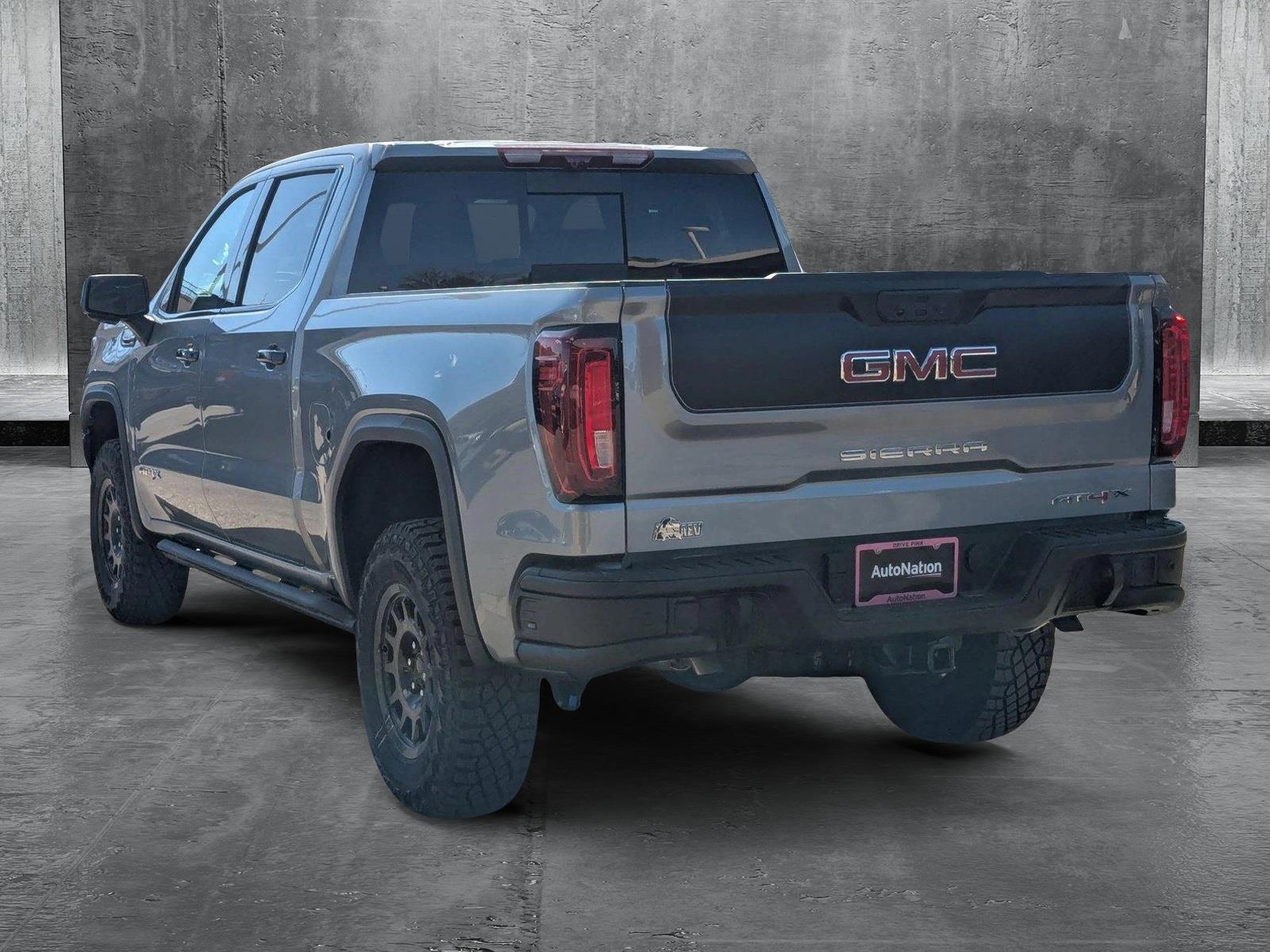 2025 GMC Sierra 1500 Vehicle Photo in LONE TREE, CO 80124-2750