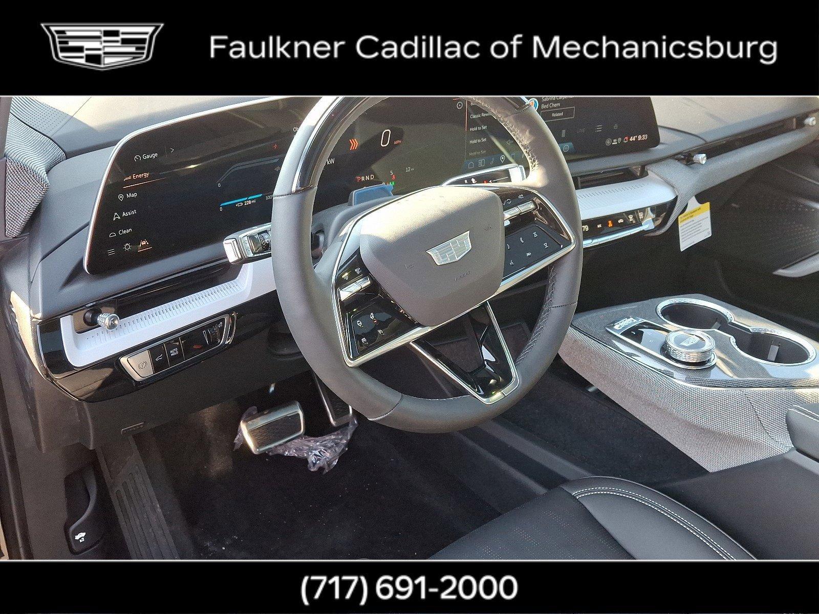 2025 Cadillac OPTIQ Vehicle Photo in MECHANICSBURG, PA 17050-1707