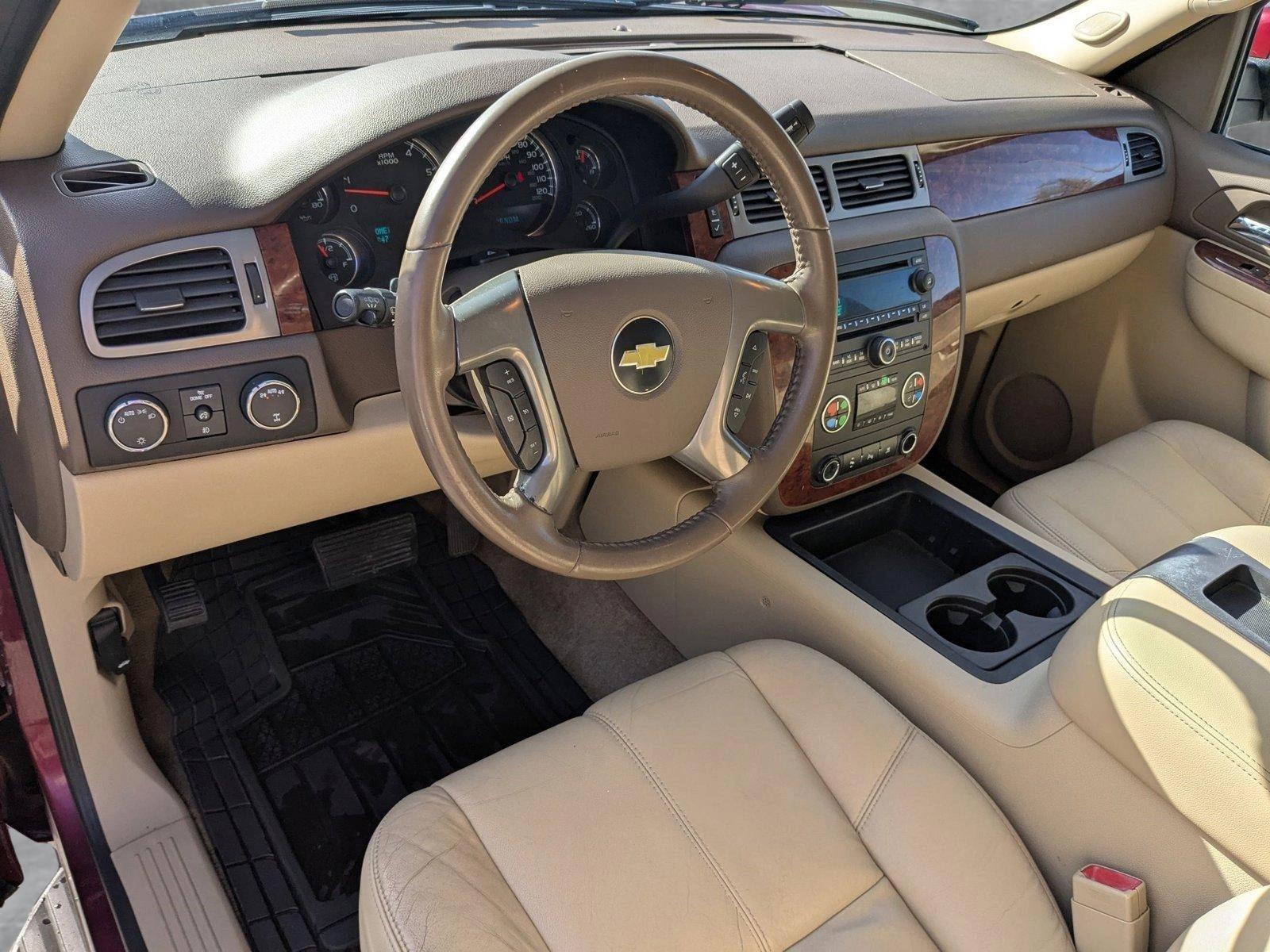 2010 Chevrolet Suburban Vehicle Photo in Spokane Valley, WA 99212