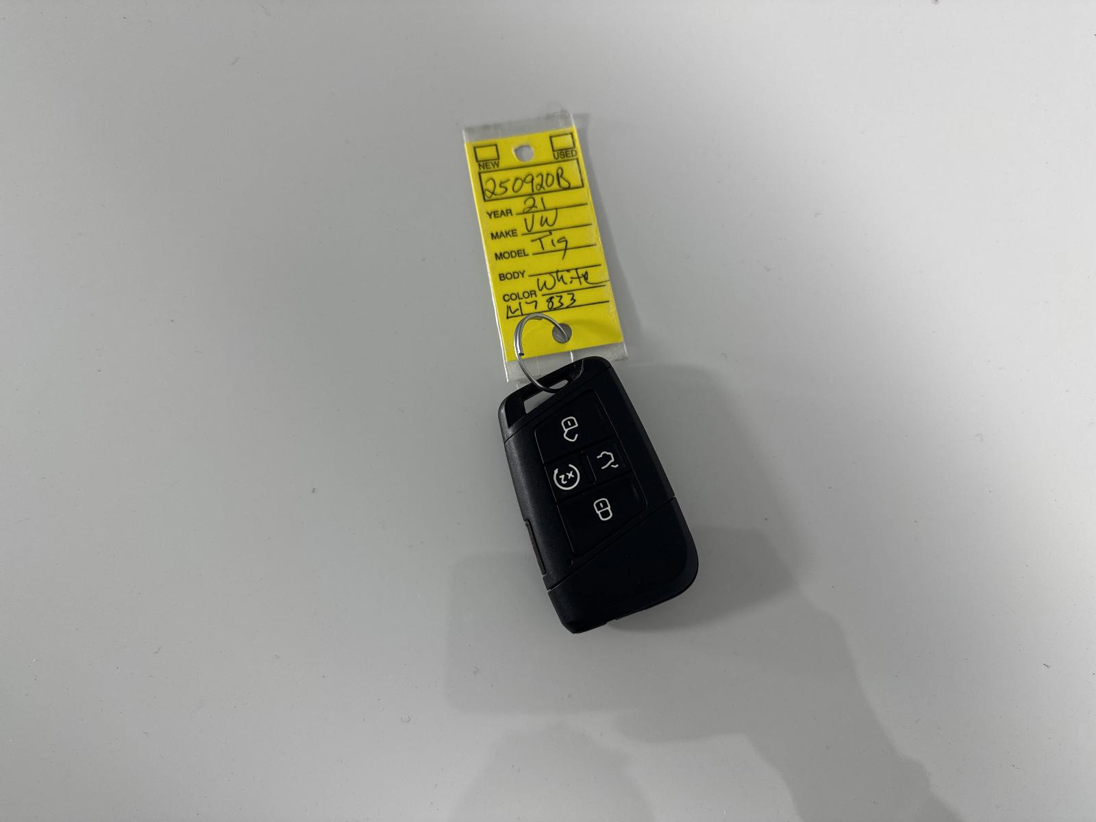 2021 Volkswagen Tiguan Vehicle Photo in GEORGETOWN, TX 78626-7508