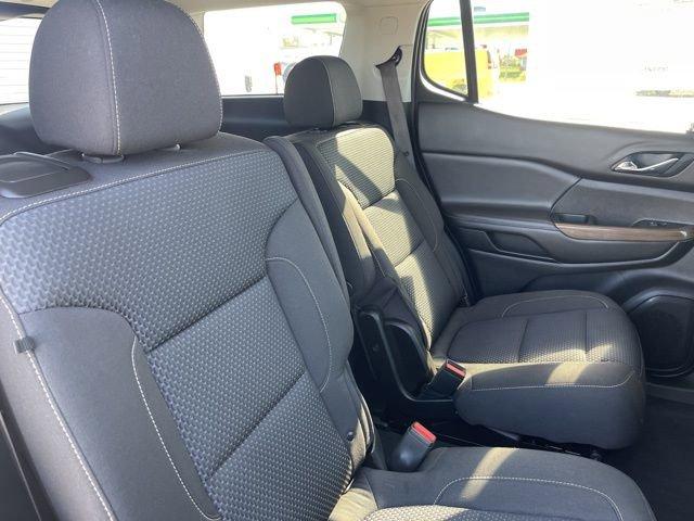 2023 GMC Acadia Vehicle Photo in MEDINA, OH 44256-9631