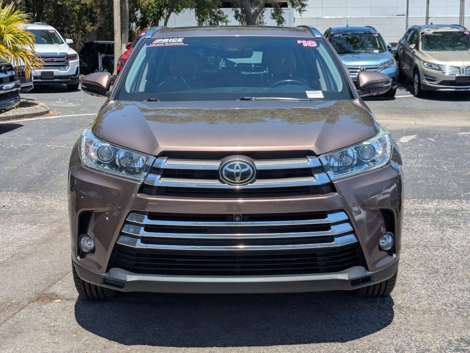 2018 Toyota Highlander Vehicle Photo in Tampa, FL 33614