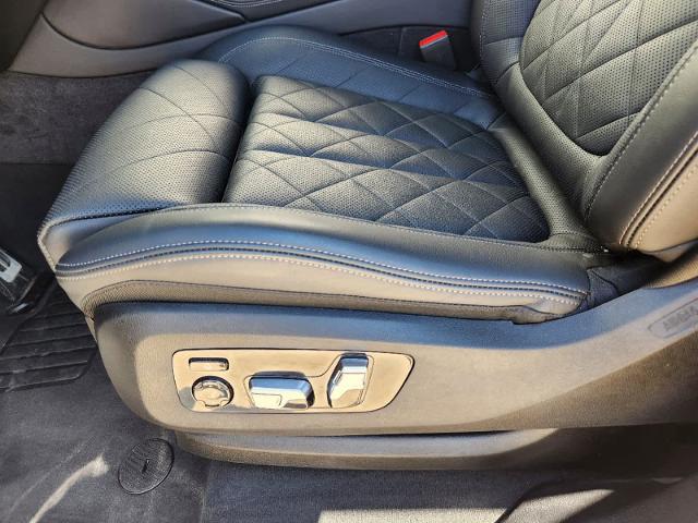2024 BMW X6 xDrive40i Vehicle Photo in PLANO, TX 75024