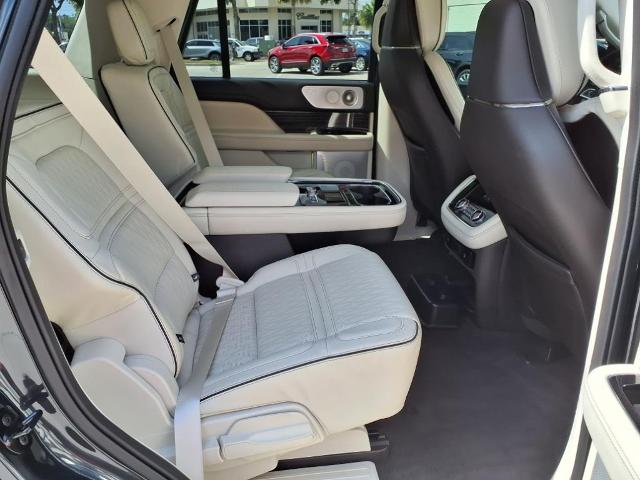 2021 Lincoln Navigator Vehicle Photo in Tampa, FL 33612