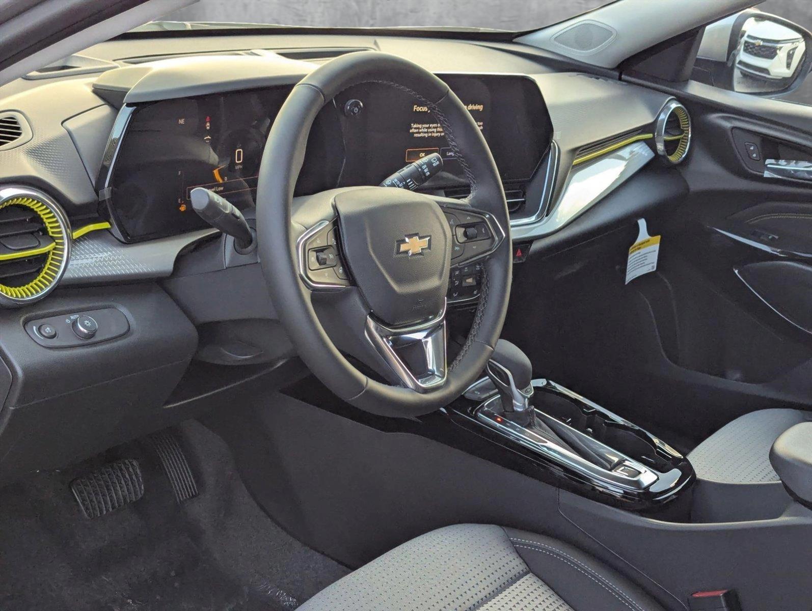 2025 Chevrolet Trax Vehicle Photo in MIAMI, FL 33134-2699