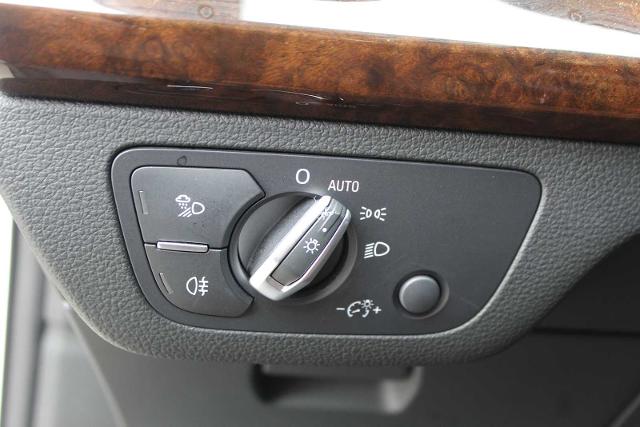 2019 Audi Q5 Vehicle Photo in HOUSTON, TX 77090