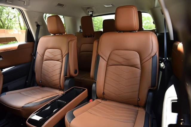 2025 Nissan Pathfinder Vehicle Photo in Ballwin, MO 63011