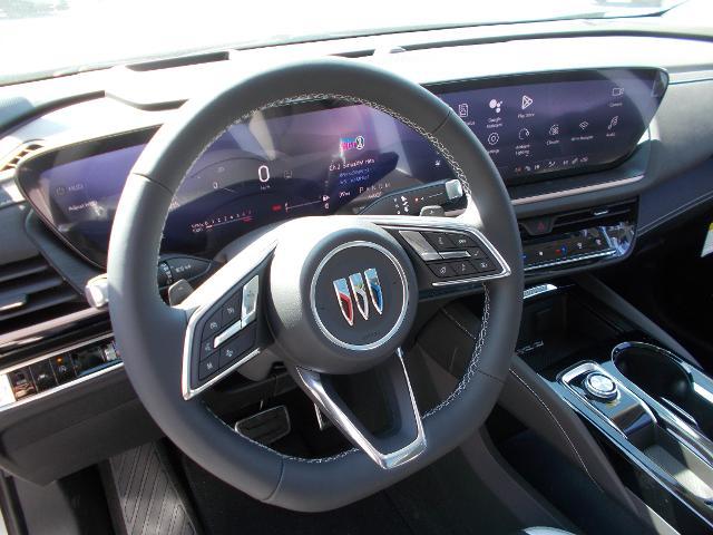 2025 Buick Envision Vehicle Photo in LOWELL, MA 01852-4336