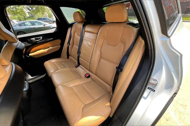 2022 Volvo XC60 Vehicle Photo in Houston, TX 77007